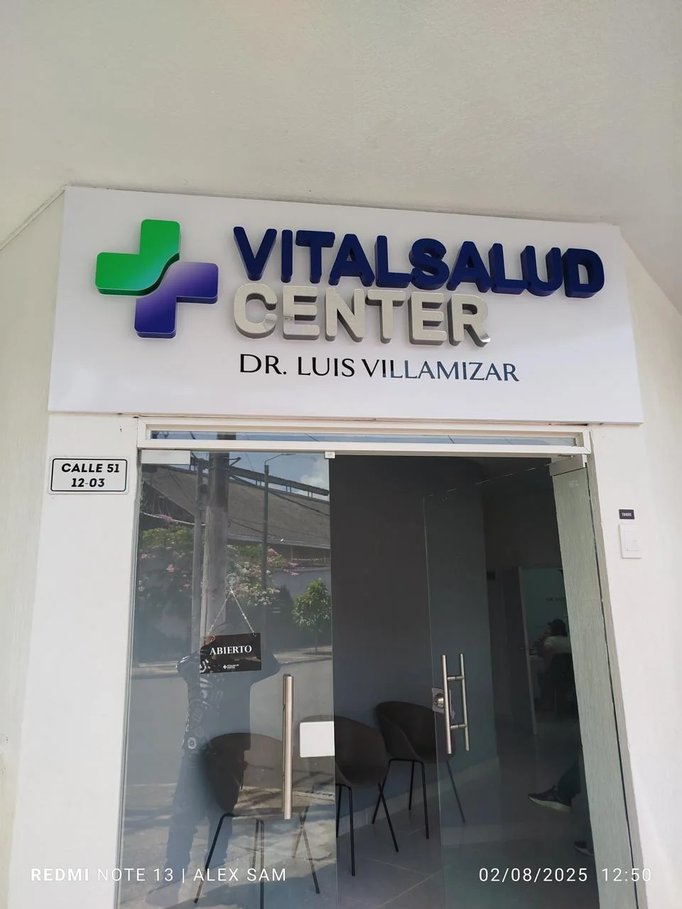 Aviso de fachada para Vital Salud Center en Barrancabermeja